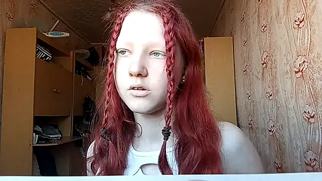 Snapshot of BirgitKamal chatting on April 13, 2026, 11:25 am BirgitKamal online show from April 13, 2026, 11:25 am