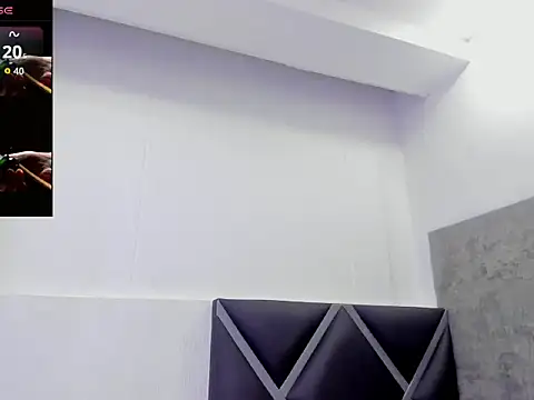 Zoe-Ross online show from April 17, 2026, 11:35 am