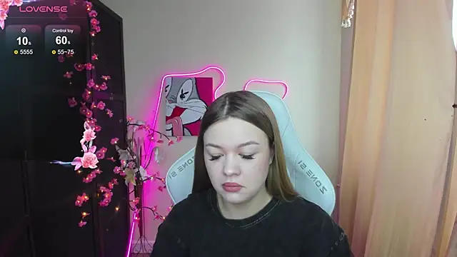 AmeliePeach online show from April 6, 2026, 1:45 am