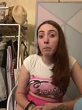Snapshot of lilocababy chatting on June 25, 2026, 9:31 pm lilocababy online show from June 25, 2026, 9:31 pm