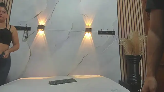 Snapshot of DilanAndKing chatting on April 12, 2026, 1:14 pm DilanAndKing online show from April 12, 2026, 1:14 pm