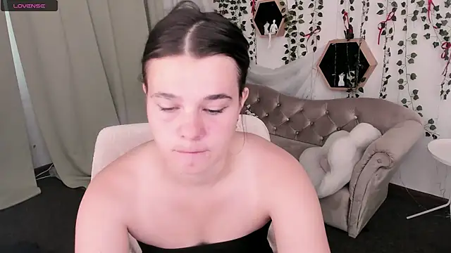 Snapshot of Kacey_Love chatting on July 28, 2026, 1:32 pm Kacey Love online show from July 28, 2026, 1:32 pm