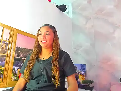 Snapshot of EllyBloom chatting on April 5, 2026, 2:02 pm EllyBloom online show from April 5, 2026, 2:02 pm