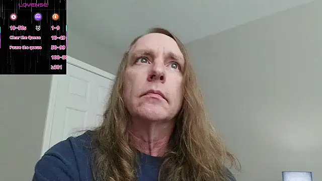Snapshot of Magnus_Luv chatting on May 28, 2026, 5:19 pm Magnus Luv online show from May 28, 2026, 5:19 pm