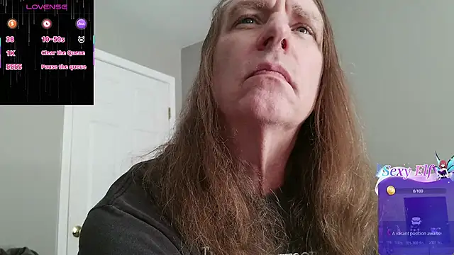 Snapshot of Magnus_Luv chatting on May 29, 2026, 1:06 pm Magnus Luv online show from May 29, 2026, 1:06 pm