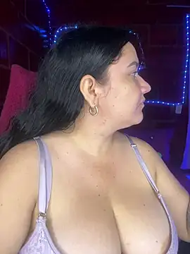 Fresita-12 online show from June 7, 2026, 5:45 am