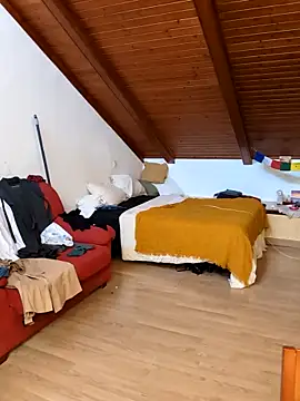 Julialexxxx online show from April 10, 2026, 7:15 am