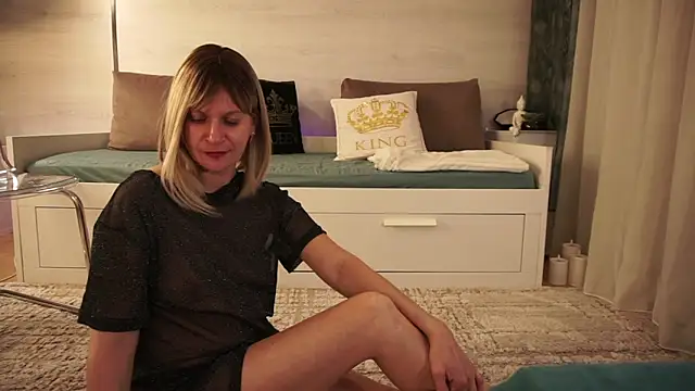 SweetLilTrouble online show from April 8, 2026, 9:05 pm