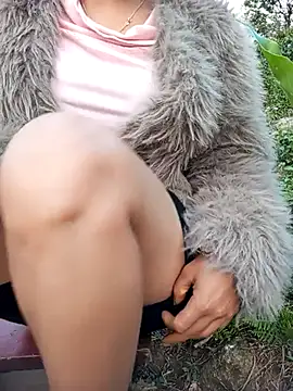 minachao121 online show from April 9, 2026, 11:11 pm