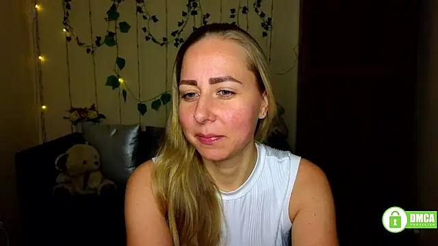 Alicewonderrmiss online show from April 13, 2026, 11:14 am