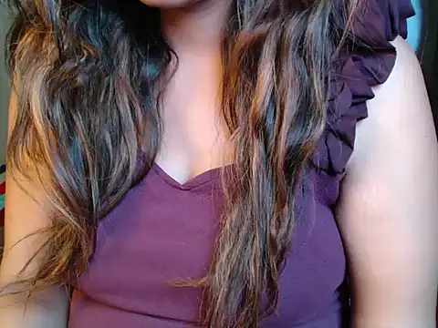 Kiarax1 online show from May 26, 2026, 2:04 pm