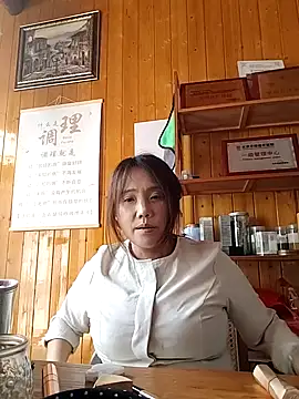 yang6991 online show from April 26, 2026, 7:05 am