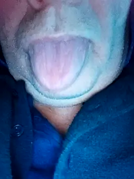 Snapshot of lickboy40 chatting on May 18, 2026, 5:29 pm lickboy40 online show from May 18, 2026, 5:29 pm
