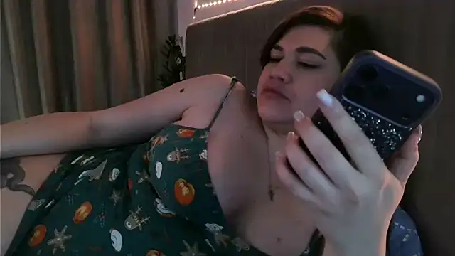 miss preggie online show from April 27, 2026, 6:39 pm
