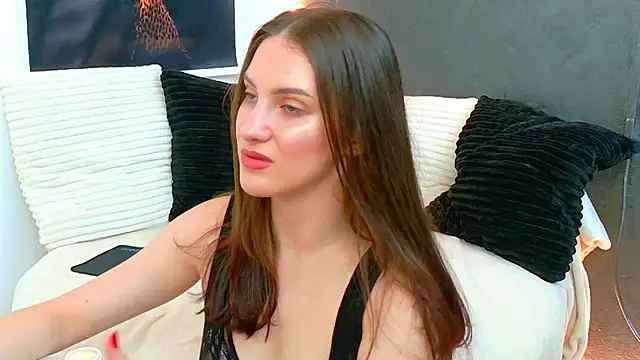 Amira a online show from June 25, 2026, 5:12 am