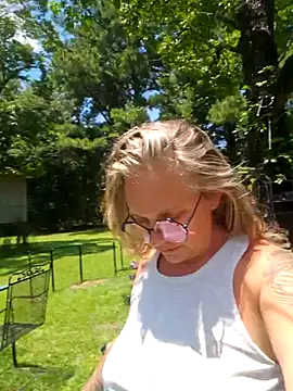 Snapshot of Blondejenn chatting on June 29, 2026, 6:51 pm Blondejenn online show from June 29, 2026, 6:51 pm