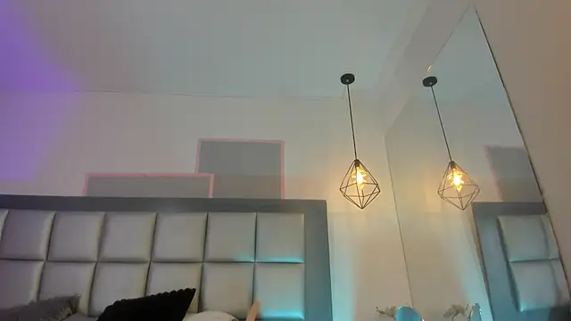 Snapshot of Maddie_Ray chatting on July 4, 2026, 7:04 am Maddie Ray online show from July 4, 2026, 7:04 am