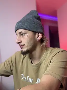 ZarcooX online show from April 15, 2026, 3:34 am