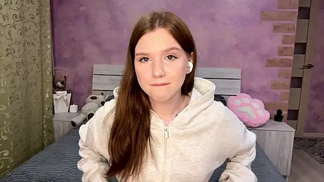 DorotaMeowtTo online show from April 15, 2026, 7:29 pm