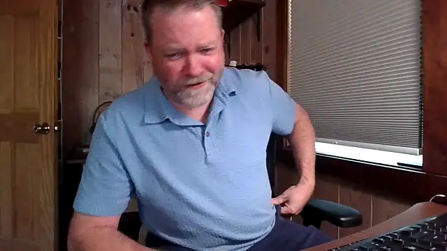 Snapshot of JJ_CONN78 chatting on May 4, 2026, 1:03 pm JJ CONN78 online show from May 4, 2026, 1:03 pm
