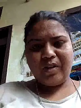 Simisingh1 online show from April 17, 2026, 7:22 am