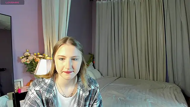 April Jackson online show from April 9, 2026, 1:07 am