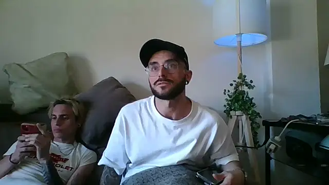 jonan bcn online show from April 6, 2026, 1:12 pm