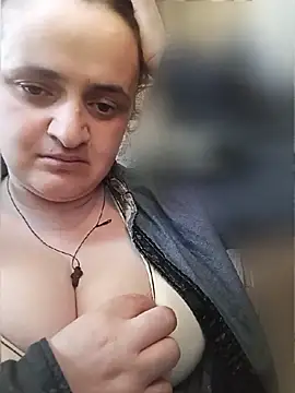 AnabelBexley online show from April 15, 2026, 8:53 am