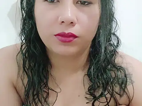 Snapshot of MojaditPussy chatting on June 26, 2026, 4:35 pm MojaditPussy online show from June 26, 2026, 4:35 pm