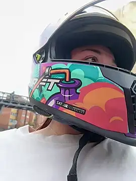 ziara white online show from April 11, 2026, 7:17 pm