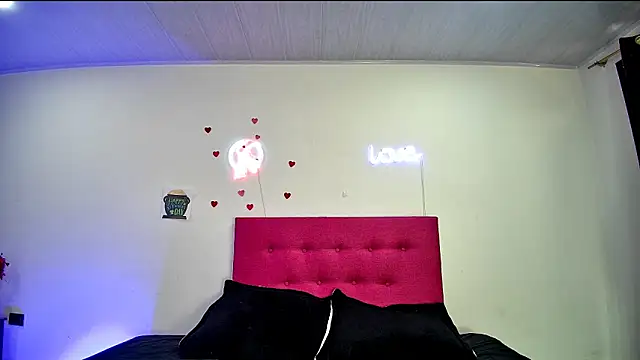 Snapshot of Lorena_sweet33 chatting on April 10, 2026, 2:46 pm Lorena sweet33 online show from April 10, 2026, 2:46 pm