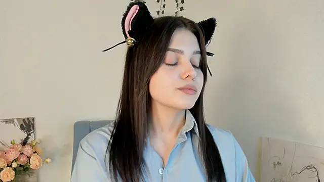 MarianneAuvil online show from April 15, 2026, 7:58 pm