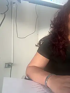 DirtyMerida online show from April 14, 2026, 8:58 pm