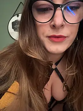 Snapshot of Miarose_gabani chatting on April 12, 2026, 3:04 pm Miarose gabani online show from April 12, 2026, 3:04 pm