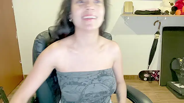 Snapshot of _Oxxme chatting on July 25, 2026, 12:40 am Oxxme online show from July 25, 2026, 12:40 am