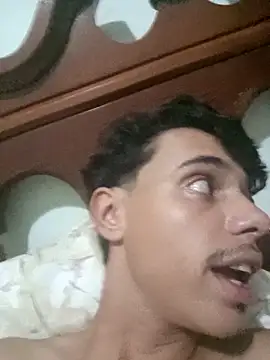 raiotrajado online show from April 24, 2026, 4:14 am