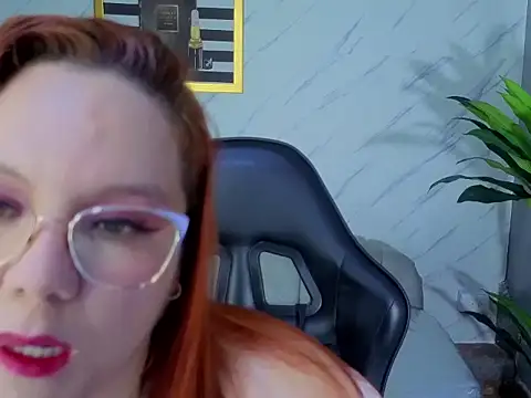 tezzaniut t online show from April 16, 2026, 7:47 pm