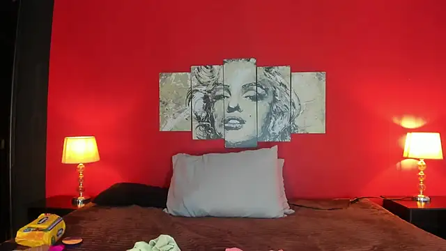 LucianaMadura1 online show from April 14, 2026, 6:13 pm