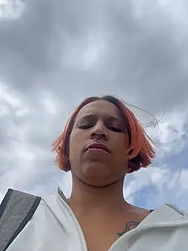 Mia 0-4 online show from July 13, 2026, 4:06 pm