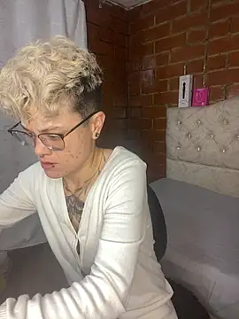 Snapshot of Megan-c chatting on July 16, 2026, 7:27 am Megan-c online show from July 16, 2026, 7:27 am
