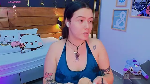 aria bloomer online show from April 18, 2026, 7:58 pm