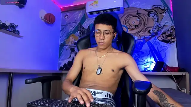 Kall Ell  online show from April 12, 2026, 7:28 pm