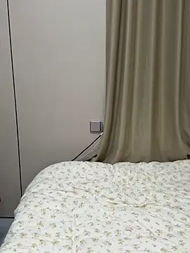 Mimiluv1234 online show from April 13, 2026, 12:09 pm