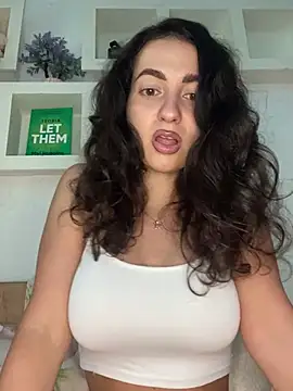 KarolDolly05 online show from June 22, 2026, 1:08 pm