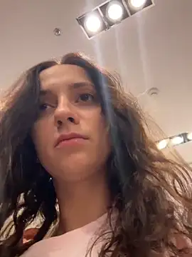 KarolDolly05 online show from July 6, 2026, 2:35 pm