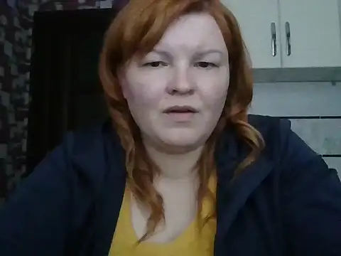 Snapshot of KrisryOxNikss chatting on May 15, 2026, 4:38 pm KrisryOxNikss online show from May 15, 2026, 4:38 pm