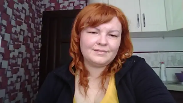 Snapshot of KrisryOxNikss chatting on May 5, 2026, 7:44 am KrisryOxNikss online show from May 5, 2026, 7:44 am