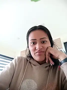 trululusexy online show from April 11, 2026, 10:02 pm