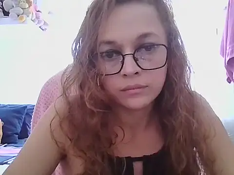 Lannah   online show from April 9, 2026, 2:45 pm