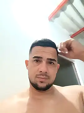 franDuxxx online show from April 17, 2026, 12:52 pm